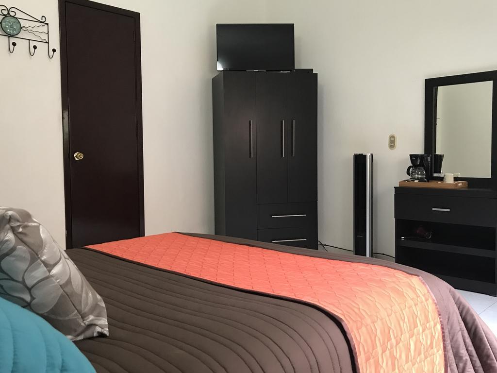 Отель Casa Maria Elena Condesa (Adults Only) Мехико Экстерьер фото