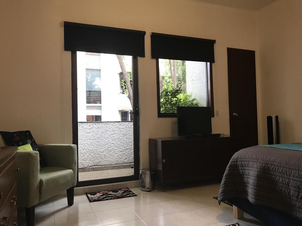Отель Casa Maria Elena Condesa (Adults Only) Мехико Экстерьер фото