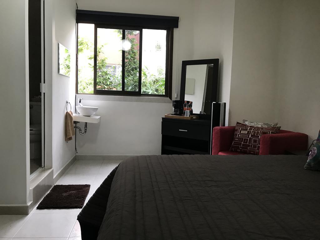 Отель Casa Maria Elena Condesa (Adults Only) Мехико Экстерьер фото